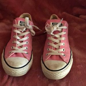 Pink converse size 9